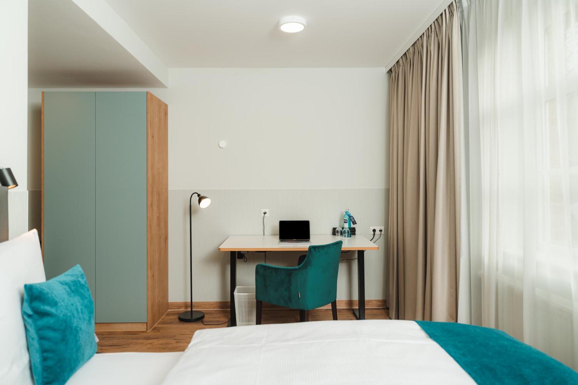 H24 Hotel Apartments Eberswalde Buitenkant foto