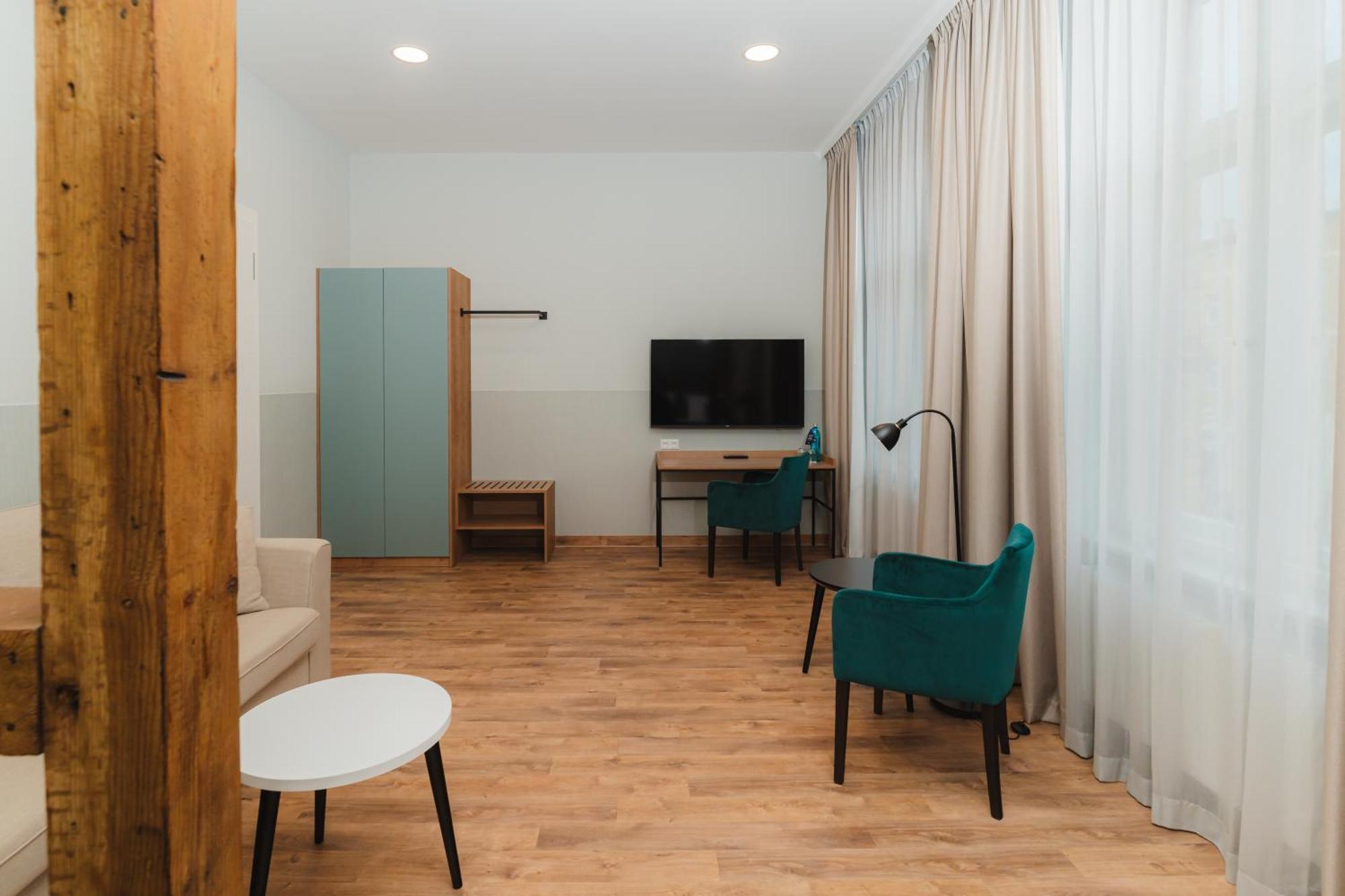 H24 Hotel Apartments Eberswalde Buitenkant foto